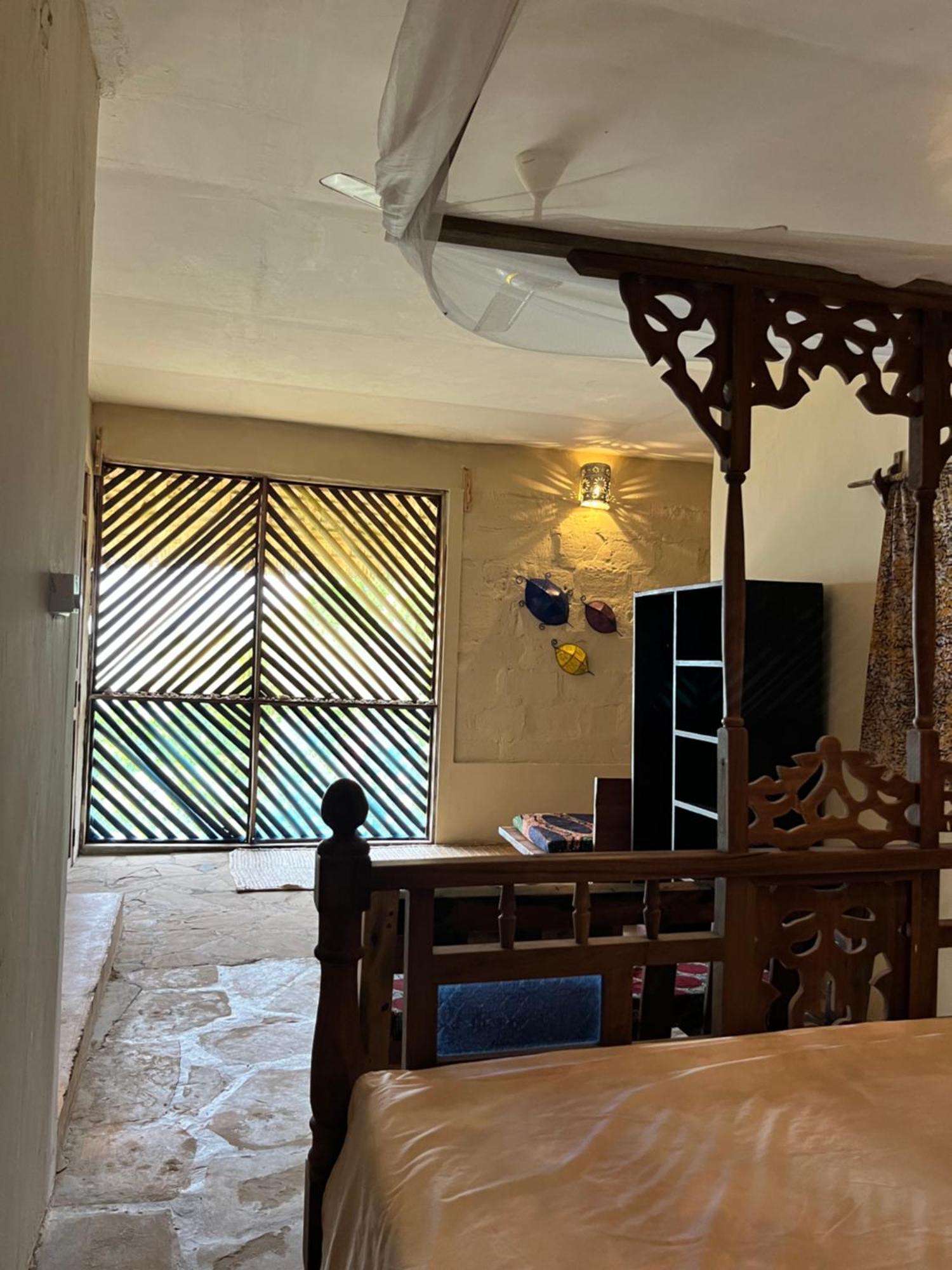 Lodge Sazani Nungwi