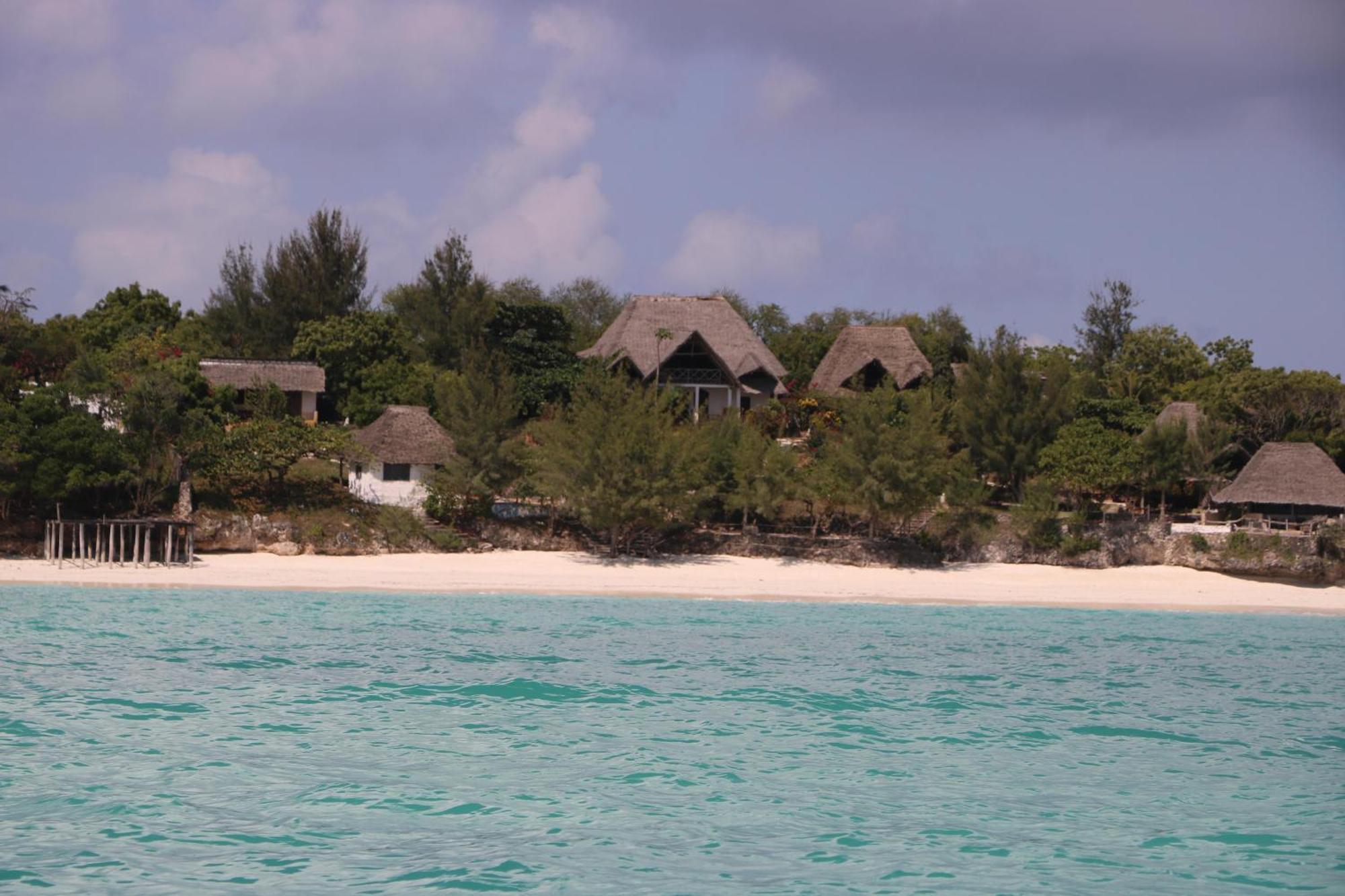 Sazani Lodge