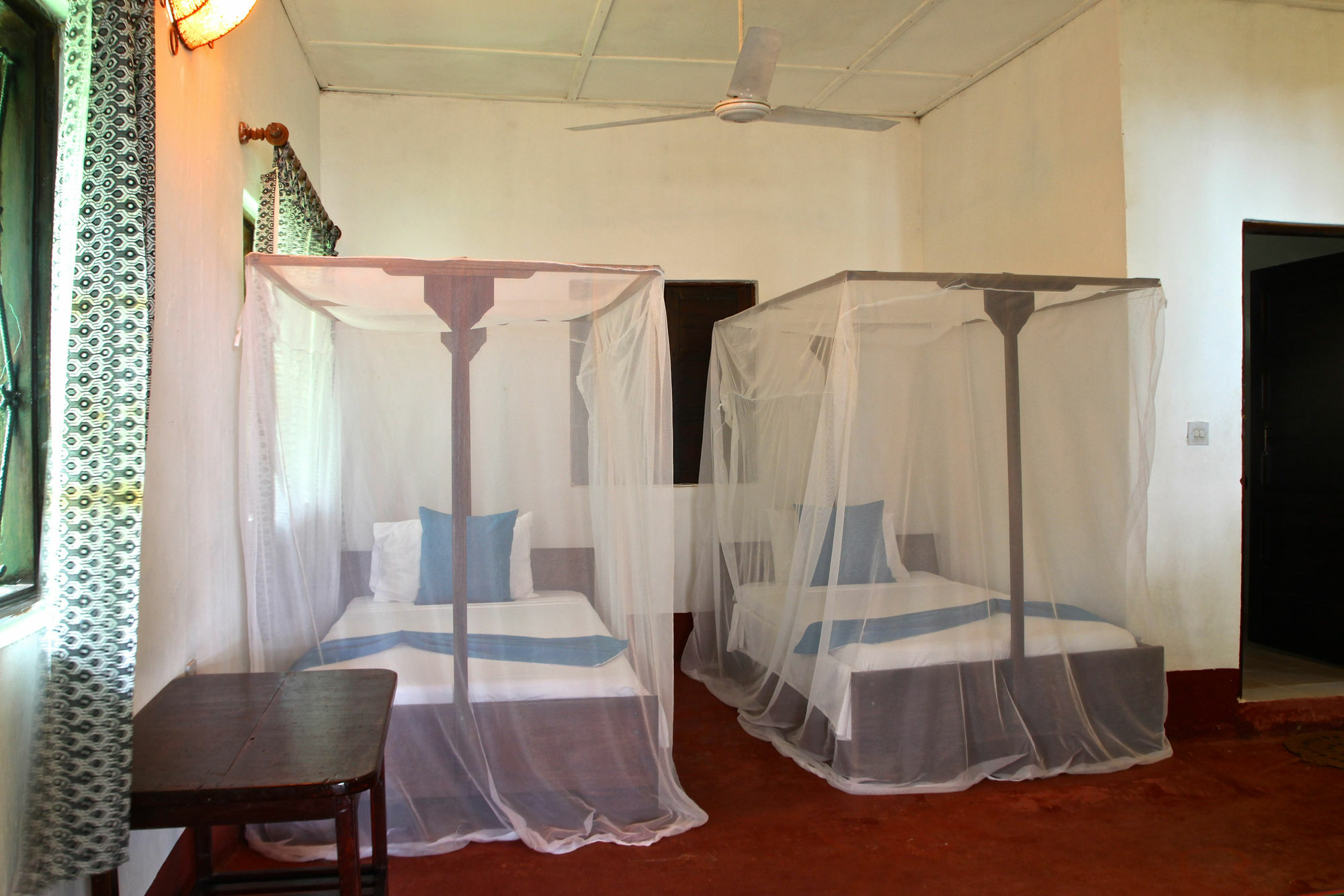 Sazani Lodge